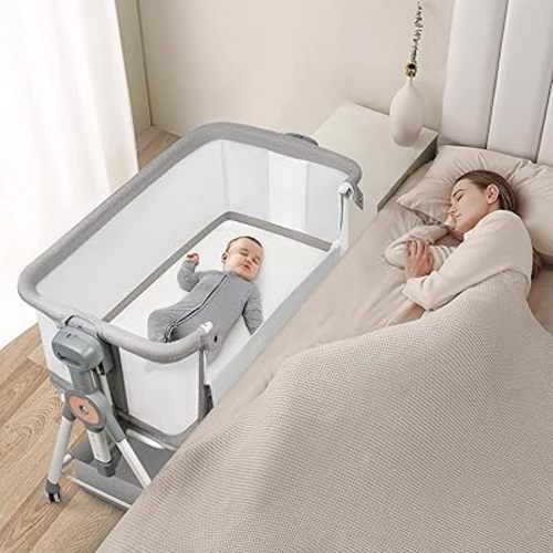 VOOI Baby Bassinet Bedside Sleeper, 3 in 1 Rocking Bassinet for Baby, Bassinet Bedside Sleeper with Wheels, Adjustable Height, Storage Basket, Mattress & Canopy, Bed Side Bassinet for Newborn