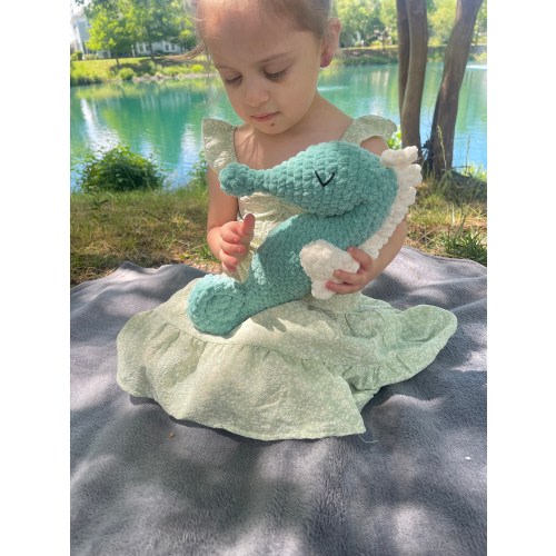 crochet seahorse plushie, crochet stuffy, ocean nursery.