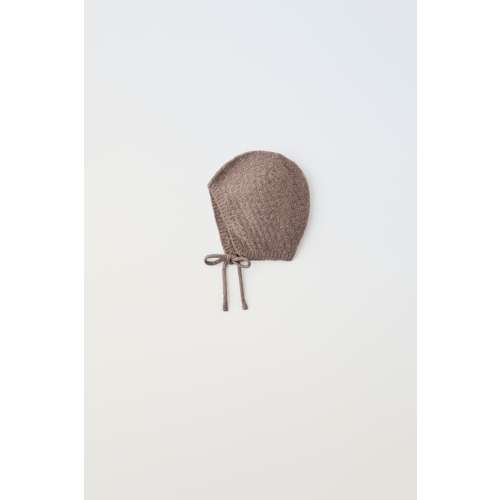 KNIT FOOTED LEGGINGS WITH BOWTEXTURED KNIT BONNETTEXTURED KNIT SWEATER
