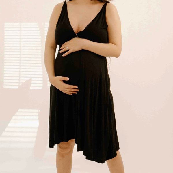 Juliet Labor & Postpartum Gown in Black-Limited Time – Lila