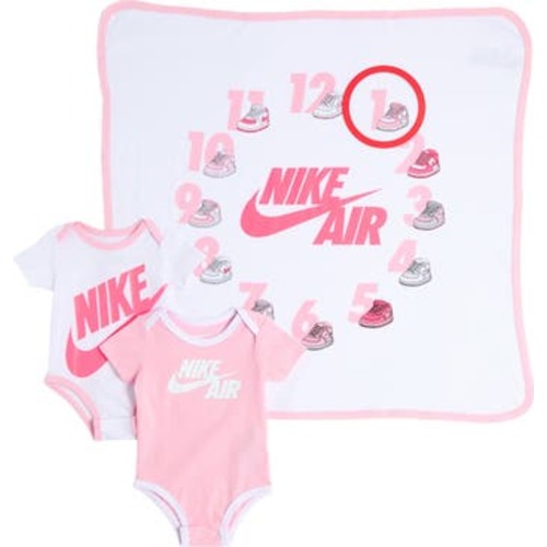 Milestone Blanket & Bodysuits Set