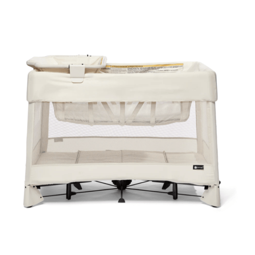 breeze® plus Playard in Birch