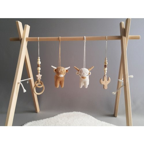 Highland cows baby play gym toys, Farm, Longhorn cows, Gym Frame, Infant activity center, Baby gym toys, Crochet rattle, Wooden rattle