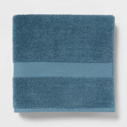 Performance Plus Bath Towel Light Gray - Threshold™: Heavyweight Cotton, Fade-resistant, Oeko-tex Certified