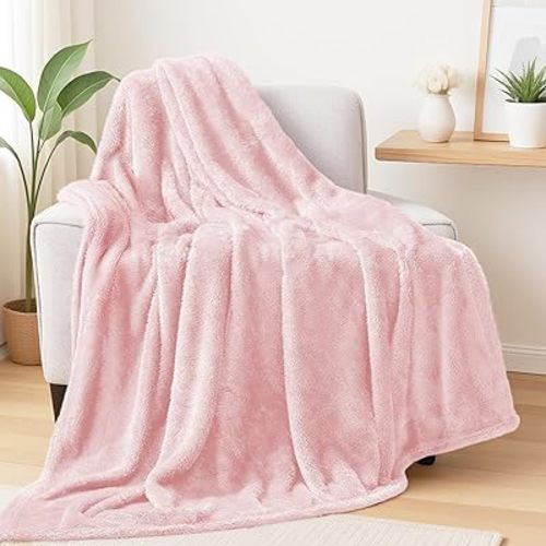 Exclusivo Mezcla Plush Fuzzy Fleece Throw Blanket Extra Large, Super Soft, Fluffy and Warm Blankets for Couch, Bed, All Season (Light Pink, 50x70 inches)