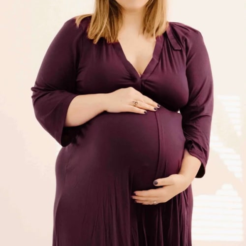 Lila Labor & Postpartum Gown in Plum