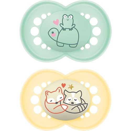 MAM Day & Night Pacifiers, Glow in The Dark Pacifier for Breastfed Babies, 6-16 Months, Unisex