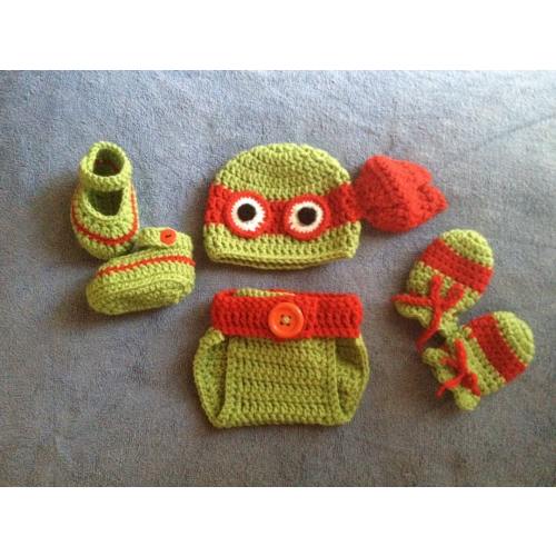 Turtle crochet baby outfit