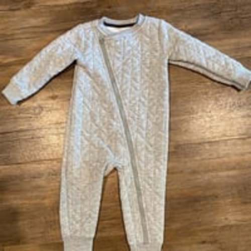 Cat & Jack Toddler Boys GN Grey Sweater Onesie sz 18m Like New