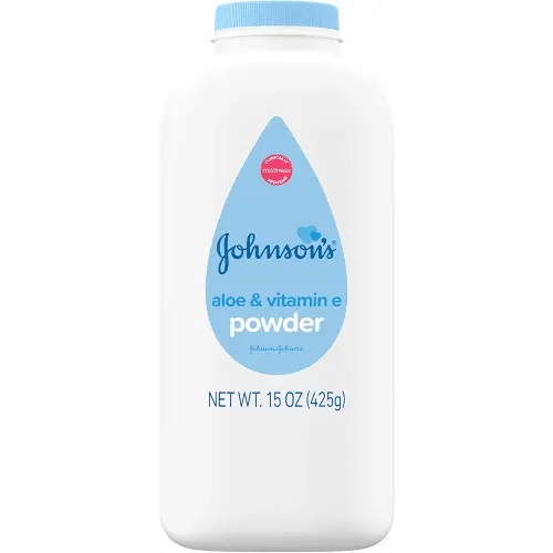 Johnson's Baby Powder with Naturally Derived Cornstarch, Aloe & Vitamin E for Delicate Skin, Hypoallergenic, Free of Parabens, Phthalates & Dyes for Gentle Baby Skin Care, 15 oz