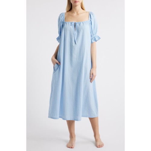 Seersucker Nightgown, Medium