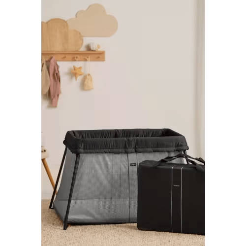 BabyBjörn Travel Crib Light