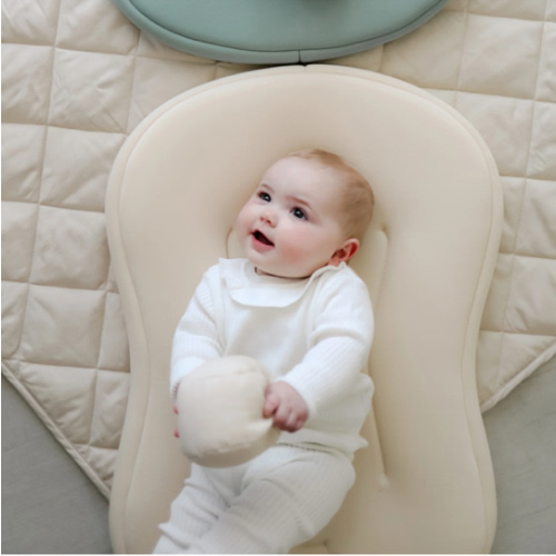 Snuggle Me Organic Infant Lounger Curve | Natural