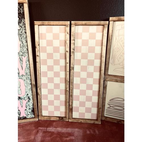 Tall checkered sign