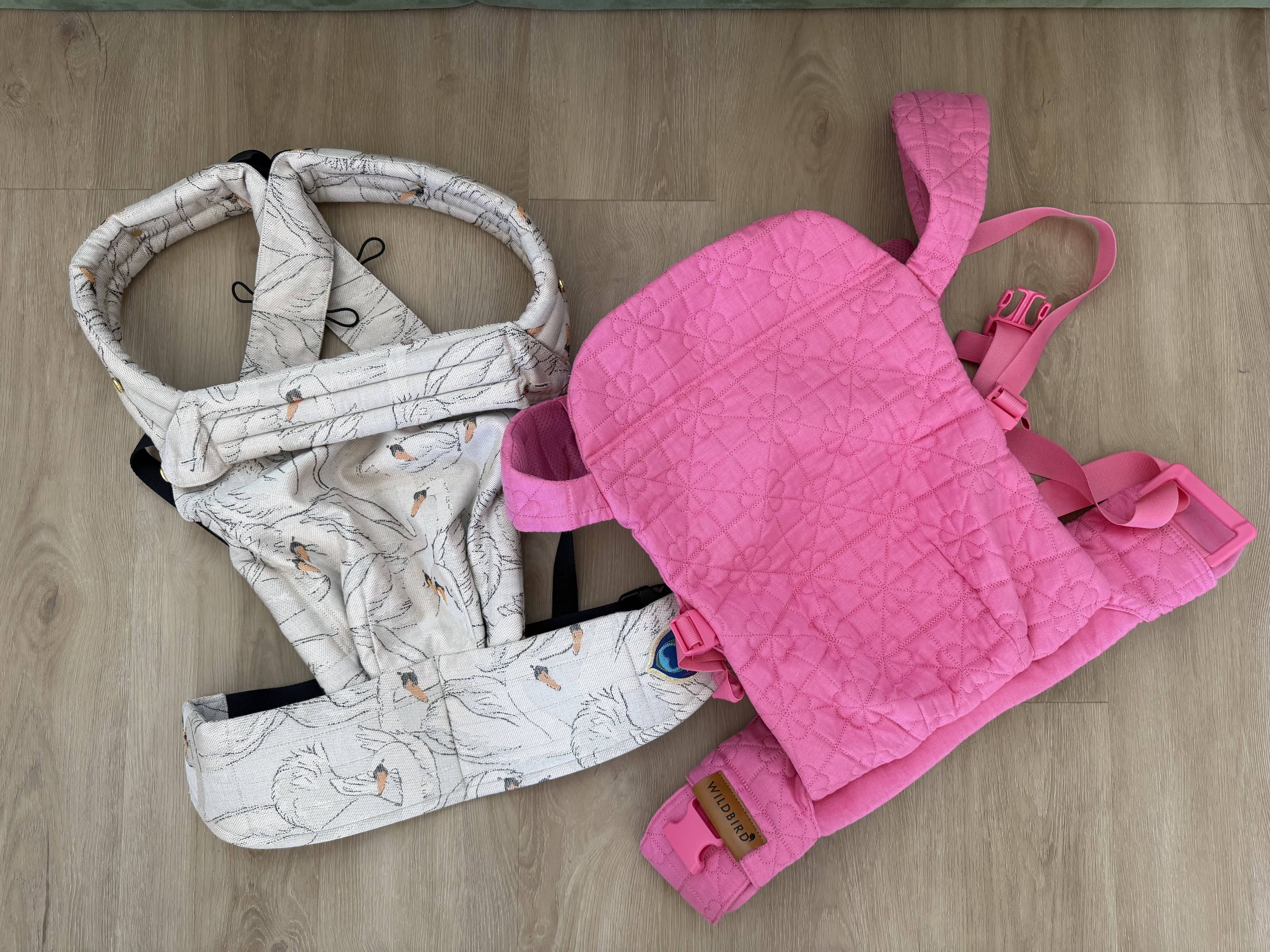 Overhead comparison photo of the Zeitgeist and Aerial.