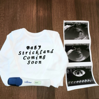 Lindsey's Baby Registry Photo.