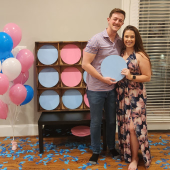 Kendra and Chris Leonard's Baby Registry Photo.
