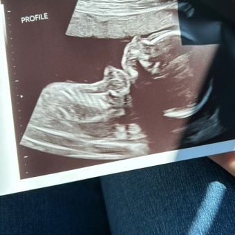 Ashlea's Baby Registry Photo.