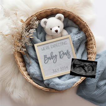 Najua's Baby Registry Photo.