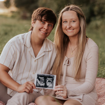 Malorie & Amanda’s Twins Registry Photo.